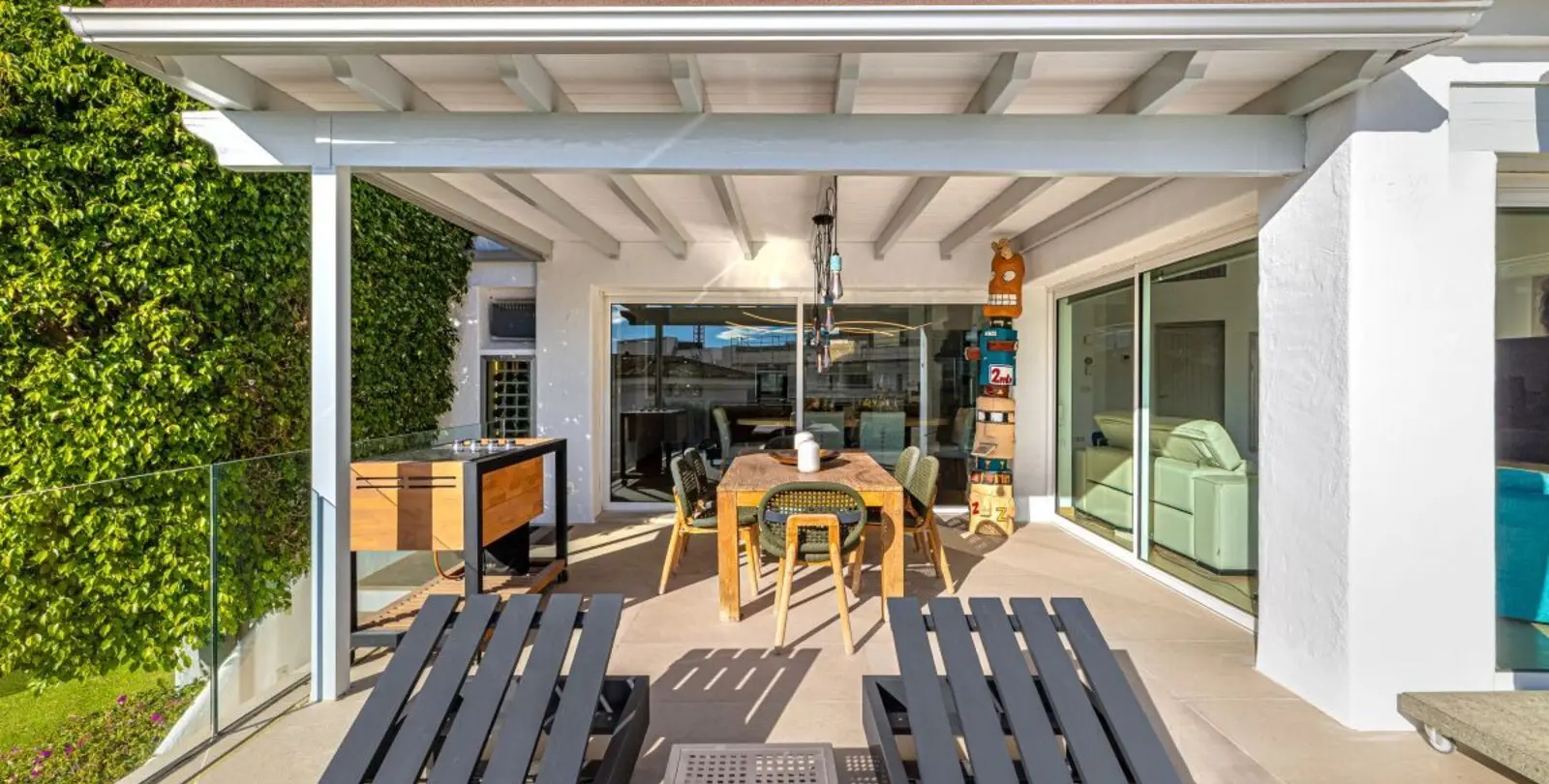 Sale of detached villa in Las Chapas 12
