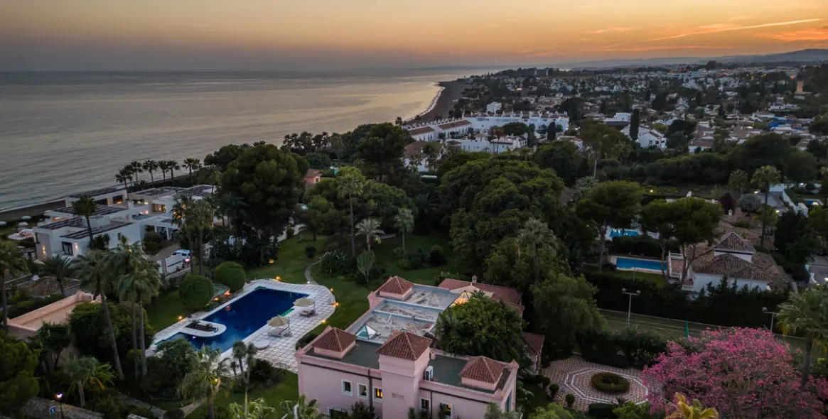 Venta de villa independiente en Estepona 21