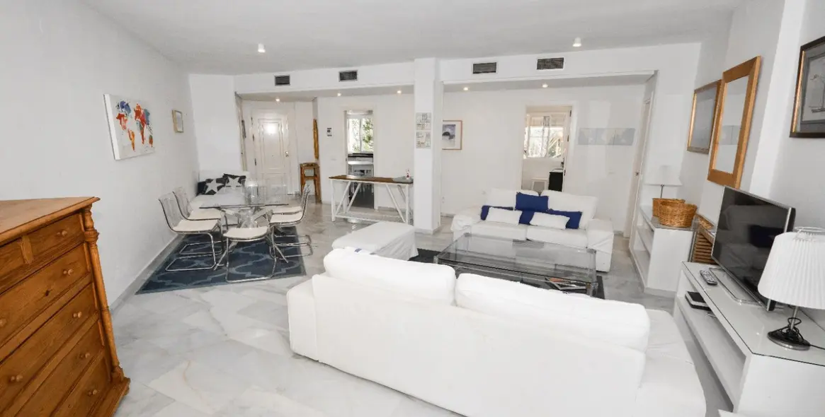 Долгосрочная аренда пентхауса в The Golden Mile 4