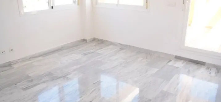 Долгосрочная аренда пентхауса в Estepona 3