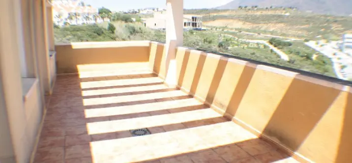 Долгосрочная аренда пентхауса в Estepona 4