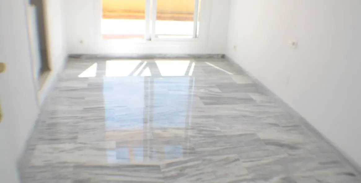 Long-term rent of penthouse in Estepona 8