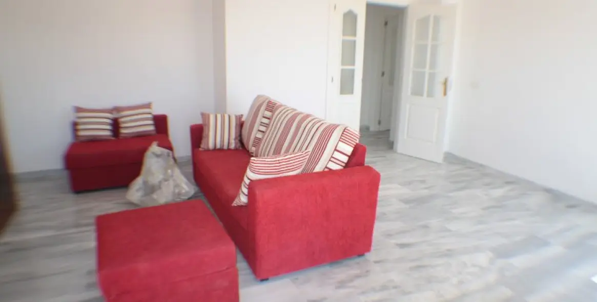 Long-term rent of penthouse in Estepona 16