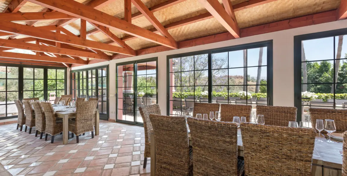 Продажа  отдельно стоящей виллы в Benahavís 14