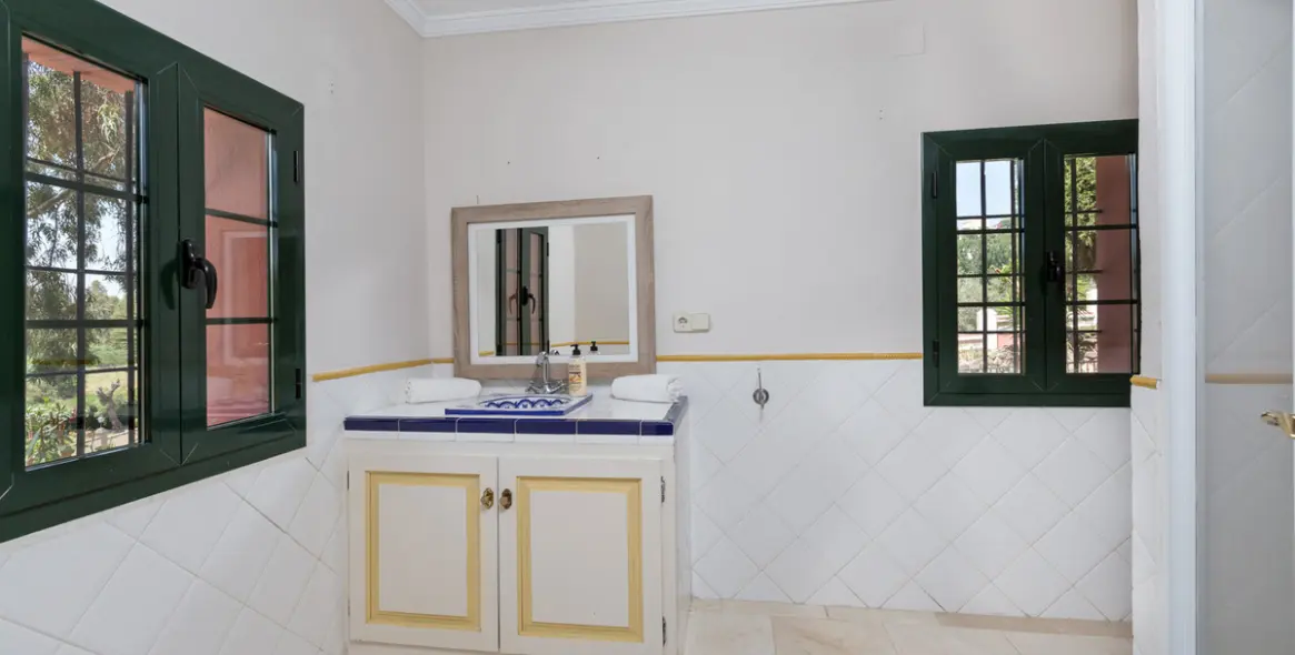 Venta de villa independiente en Benahavís 31