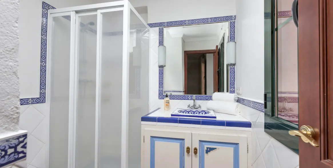 Venta de villa independiente en Benahavís 33