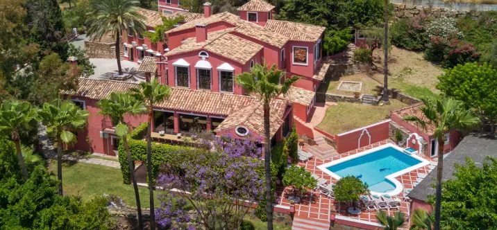 Venta de villa independiente en Benahavís 0