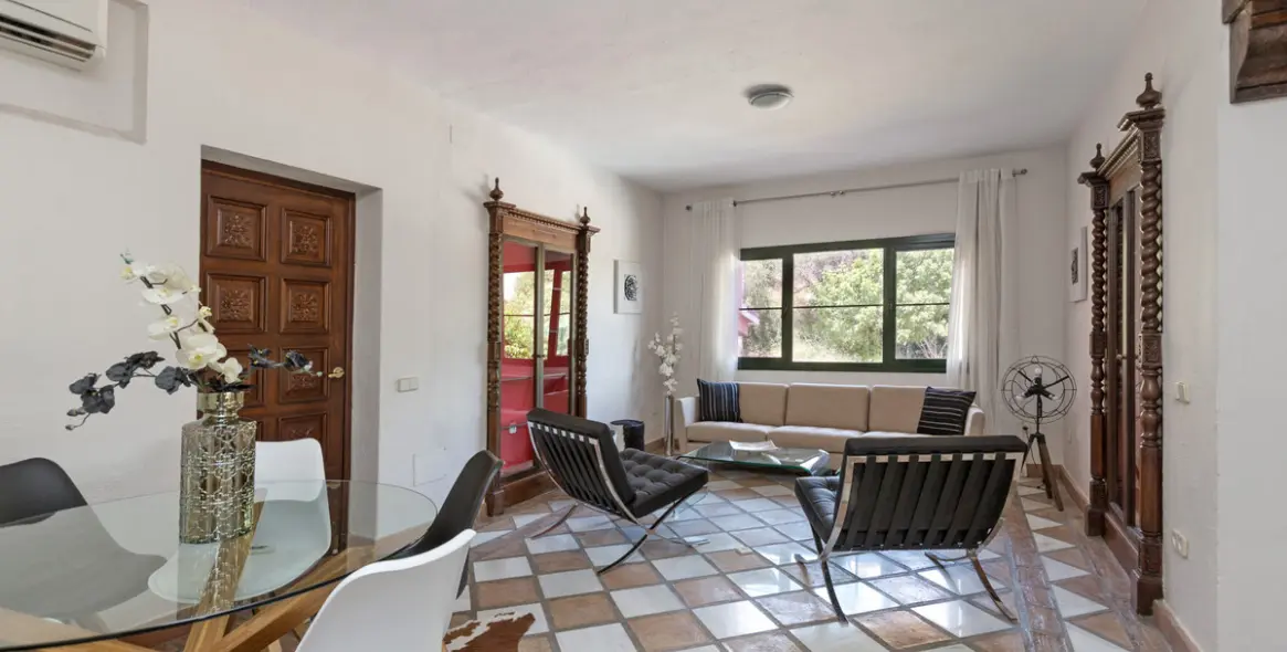 Venta de villa independiente en Benahavís 17