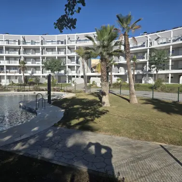 Продажа апартаментов на первом этаже в La Duquesa