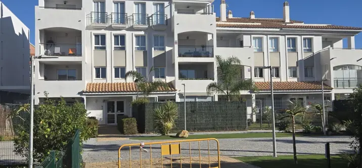 Продажа апартаментов на первом этаже в La Duquesa 2