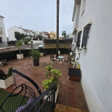 Продажа апартаментов на первом этаже в La Duquesa