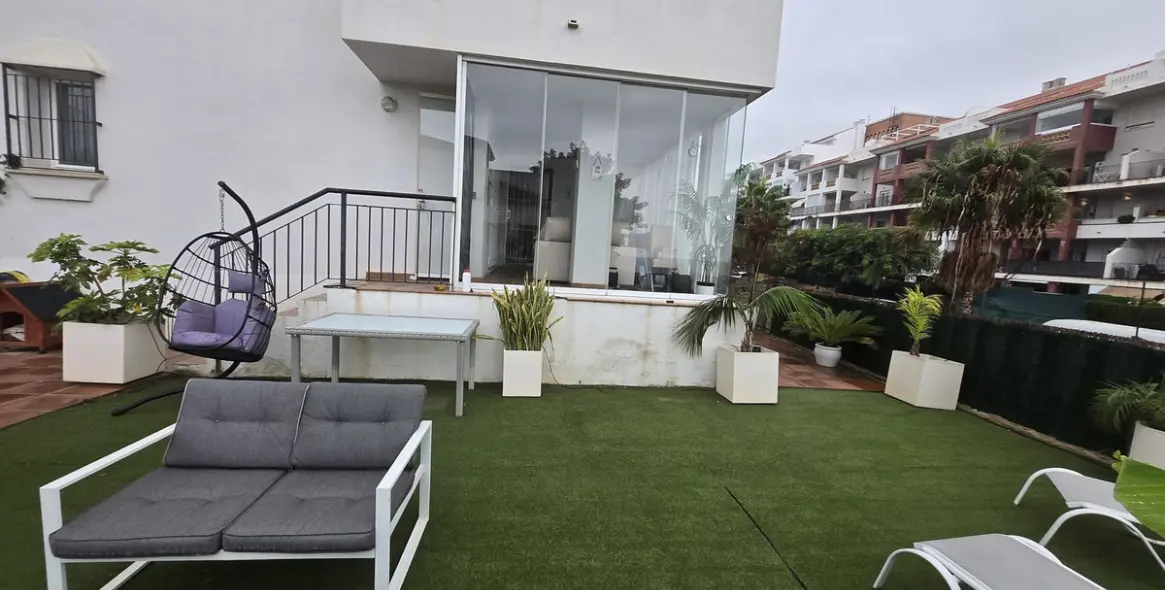 Продажа апартаментов на первом этаже в La Duquesa 14