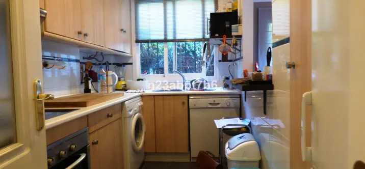 Sale of ground floor apartment in Nueva Andalucía 4