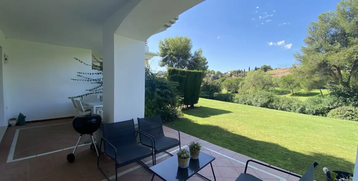 Sale of ground floor apartment in Los Arqueros 17