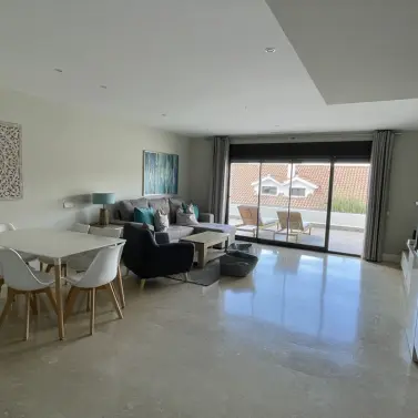 Sale of ground floor apartment in Selwo