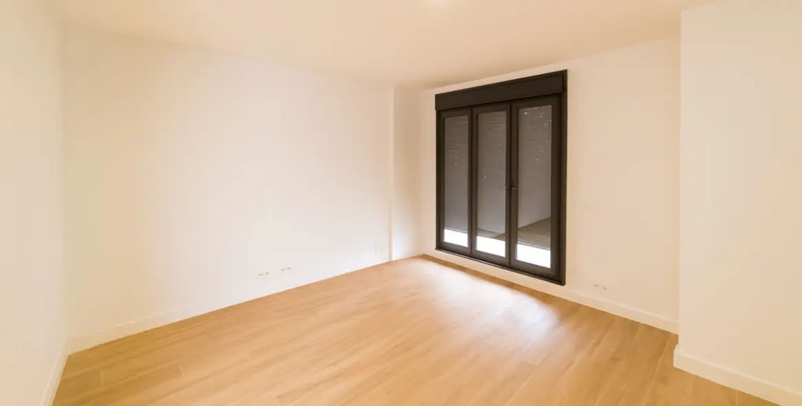 Продажа  отдельно стоящей виллы в La Duquesa 3