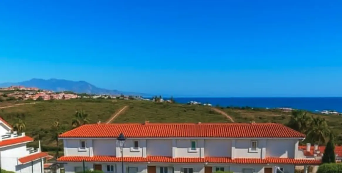 Продажа  отдельно стоящей виллы в La Duquesa 12