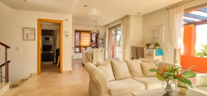 Sale of townhouse in Manilva 2