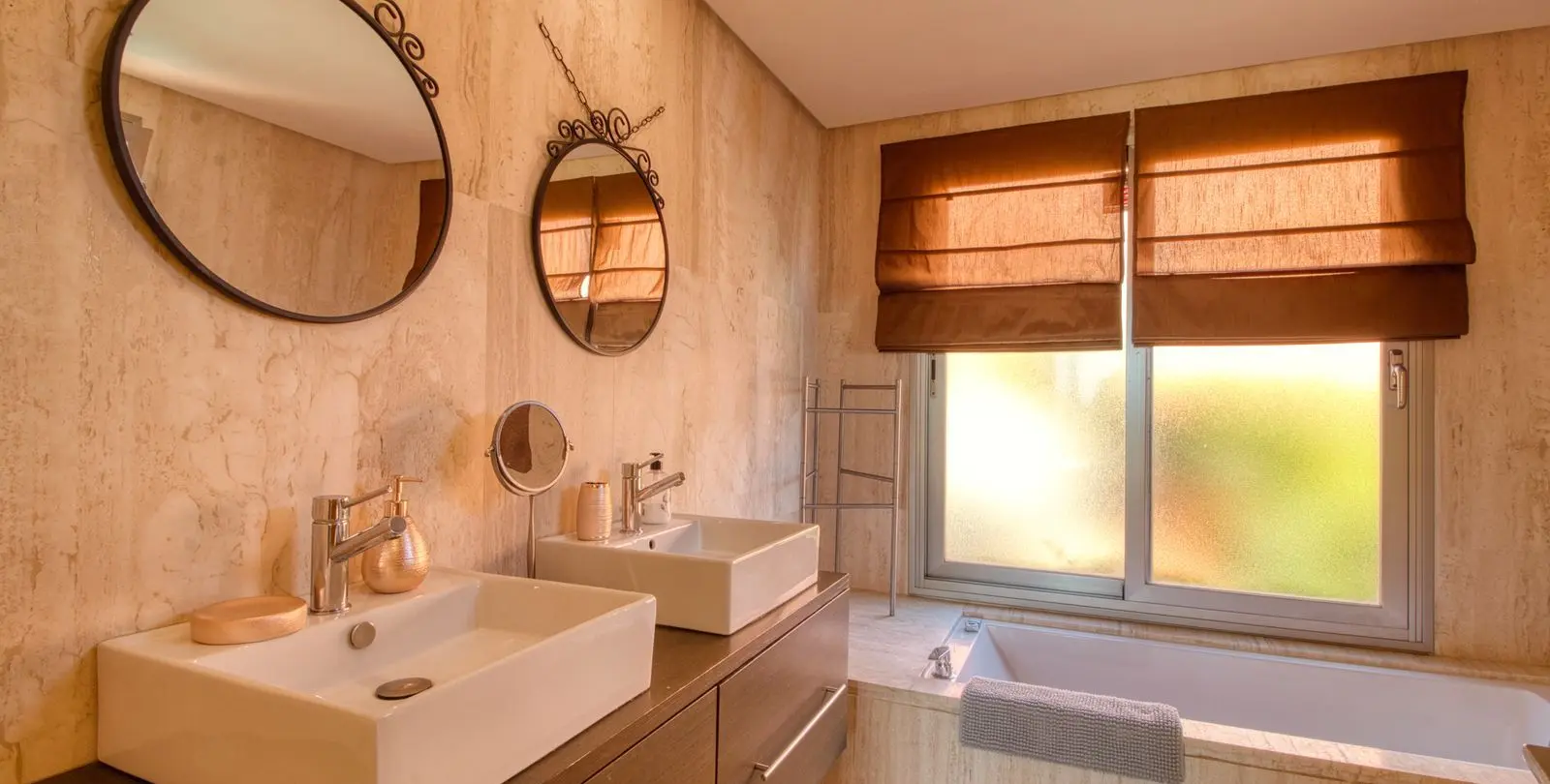 Sale of townhouse in Manilva 24