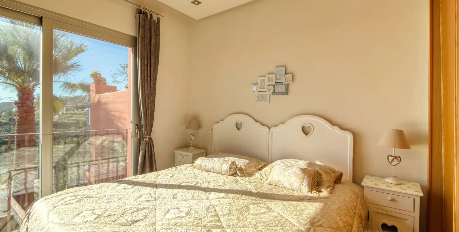 Sale of townhouse in Manilva 26