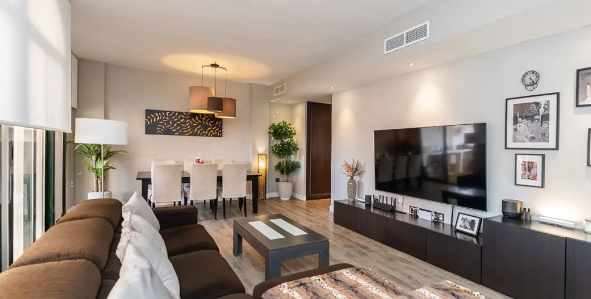 Sale of middle floor apartment in Elviria 8