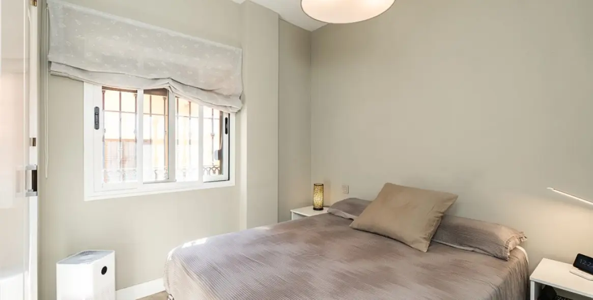 Sale of middle floor apartment in Elviria 15