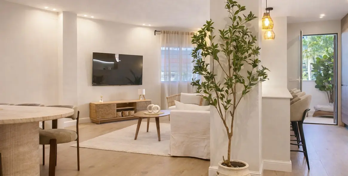 Sale of ground floor apartment in Estepona 4