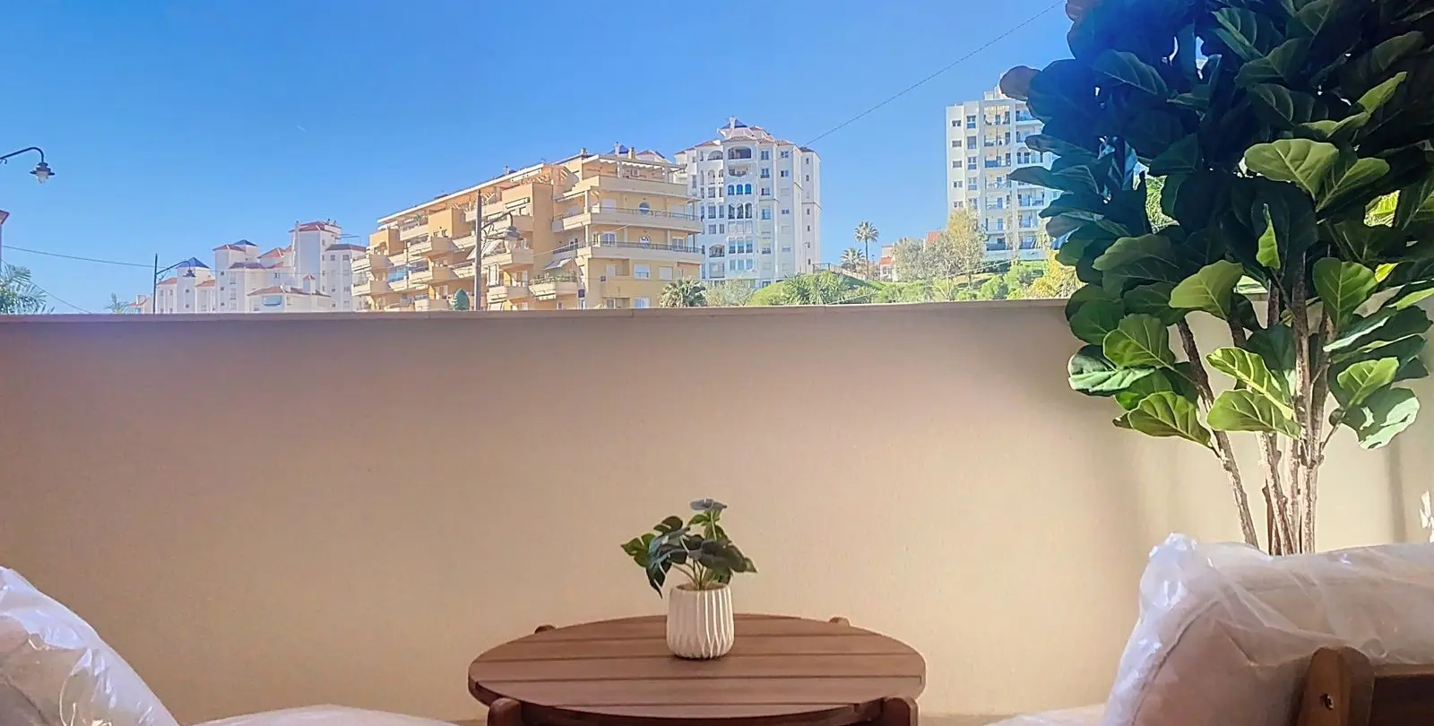Продажа апартаментов на первом этаже в Estepona 35