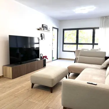 Продажа апартаментов на среднем этаже в Estepona