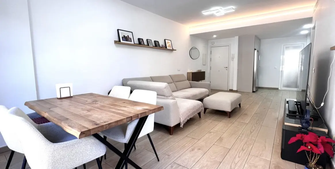 Продажа апартаментов на среднем этаже в Estepona 6