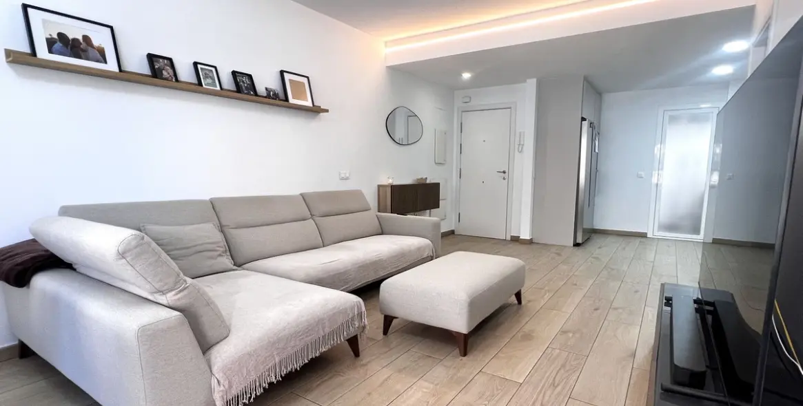 Продажа апартаментов на среднем этаже в Estepona 9