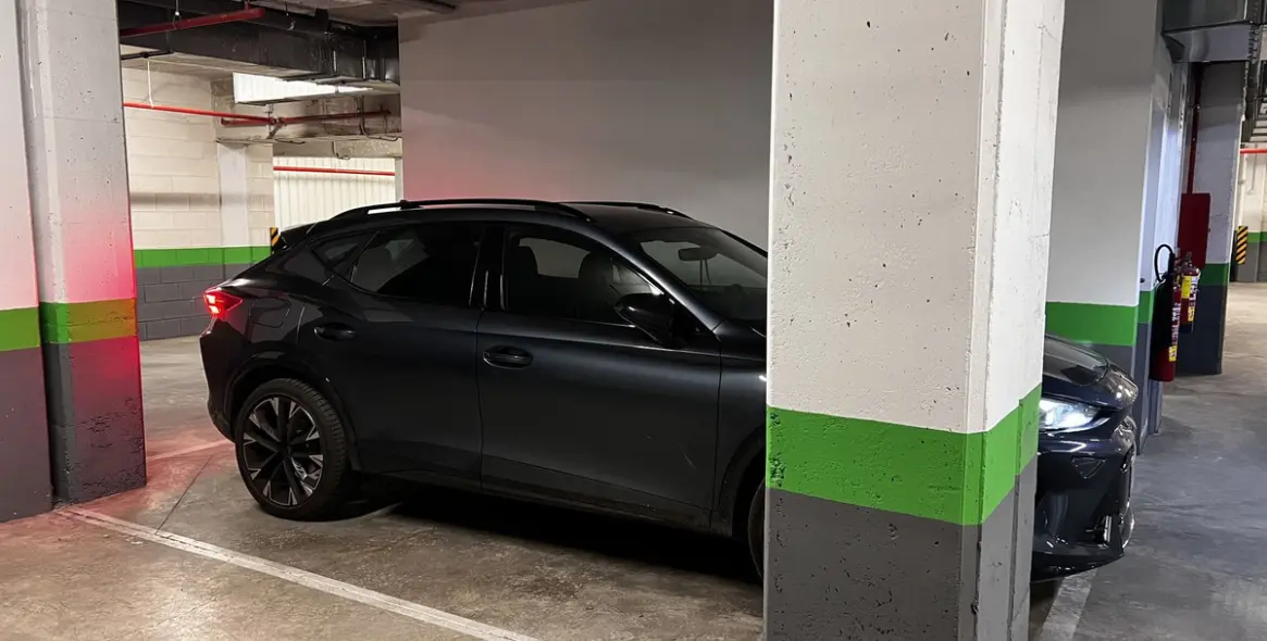 Sale of middle floor apartment in Estepona 36