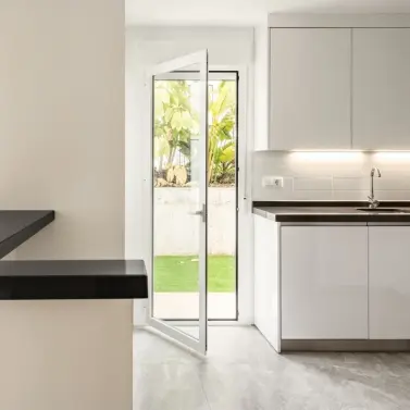 Продажа дома на две семьи в Nueva Andalucía