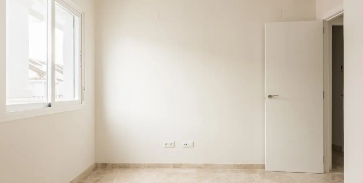 Продажа дома на две семьи в Nueva Andalucía 11