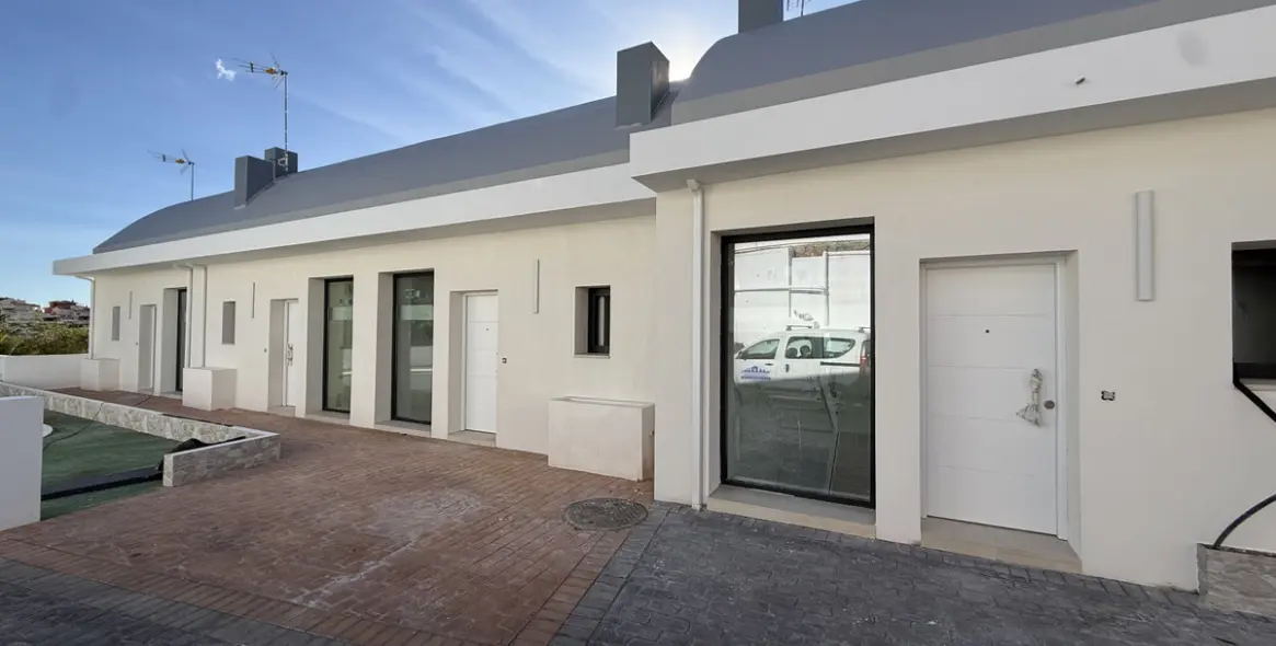 Продажа дома на две семьи в Fuengirola 10