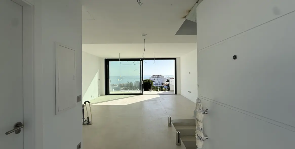 Продажа дома на две семьи в Fuengirola 12