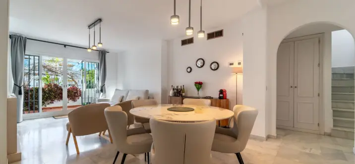 Продажа двухуровневого пентхауса в Nagüeles 3