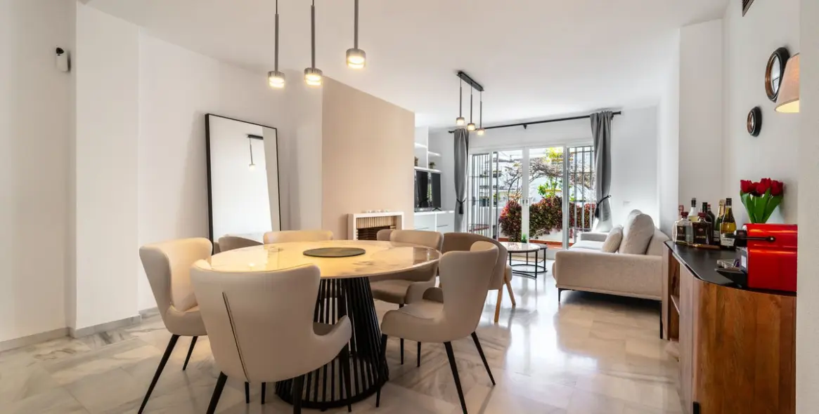 Продажа двухуровневого пентхауса в Nagüeles 6