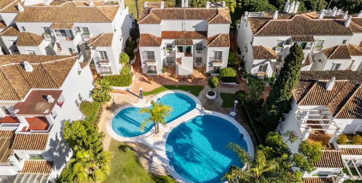 Продажа двухуровневого пентхауса в Nagüeles 7