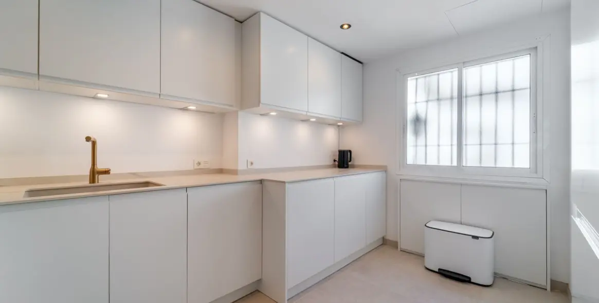 Продажа двухуровневого пентхауса в Nagüeles 11