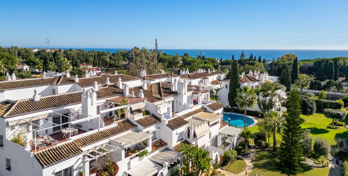 Sale of penthouse duplex in Nagüeles 24