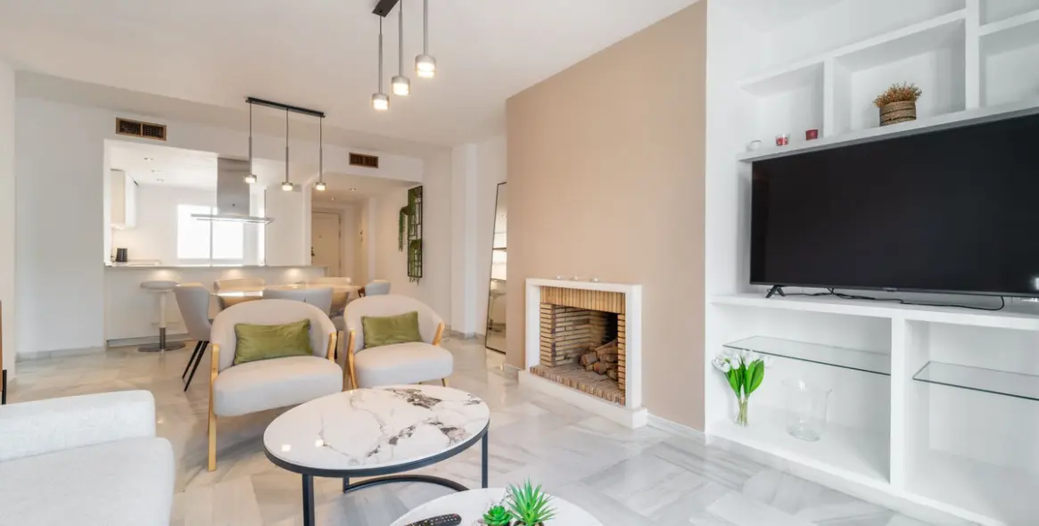 Sale of penthouse duplex in Nagüeles 40