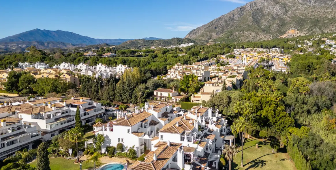 Sale of penthouse duplex in Nagüeles 44