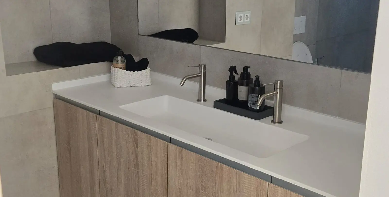 Venta de apartamento en planta media en Puerto Banús 9