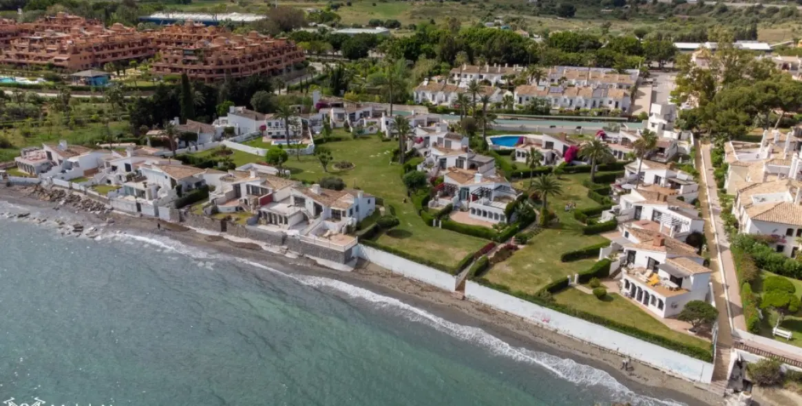 Sale of semi-detached house in Estepona 3