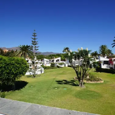 Venta de casa pareada en Estepona