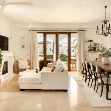 Продажа  отдельно стоящей виллы в Estepona