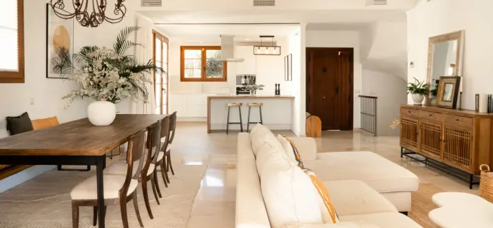 Продажа  отдельно стоящей виллы в Estepona 4