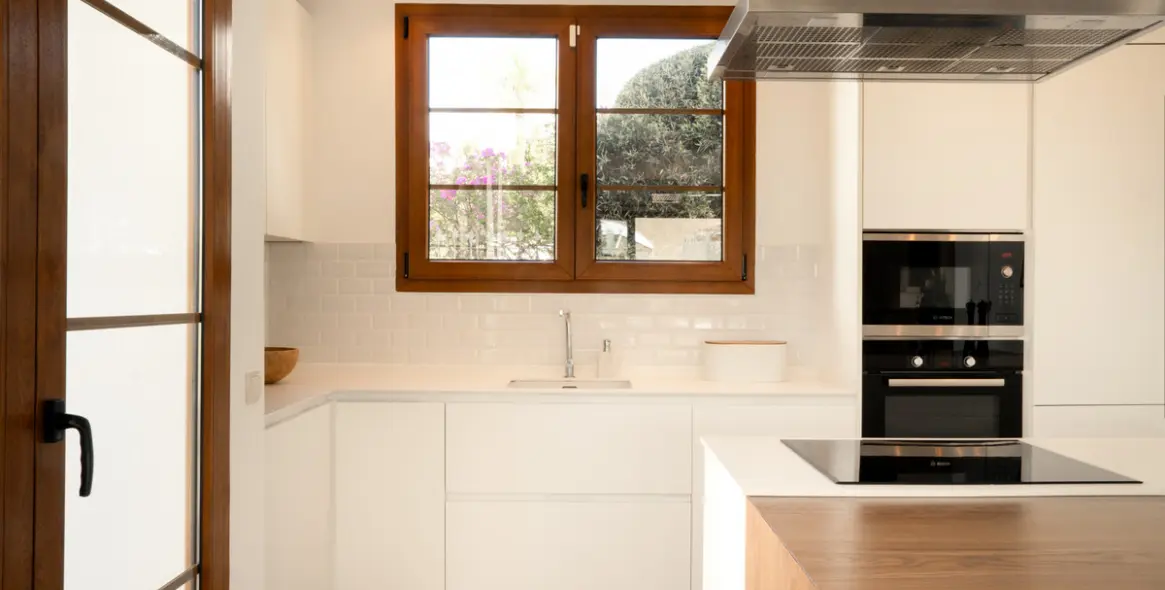 Продажа  отдельно стоящей виллы в Estepona 8