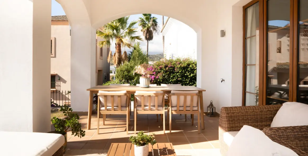 Продажа  отдельно стоящей виллы в Estepona 17